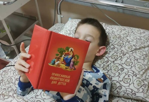 Острый лейкоз: запорожцев просят помочь спасти маленького мальчика