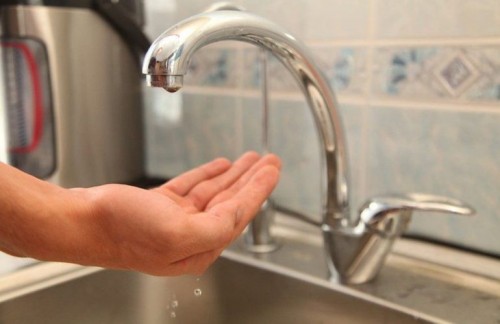 Сегодня сотни жителей Заводского района Запорожья останутся без холодной воды (АДРЕСА)