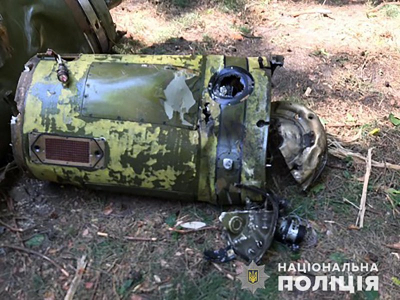 Потрощено 11 вулиць, зруйнована адмінбудівля: російські загарбники…