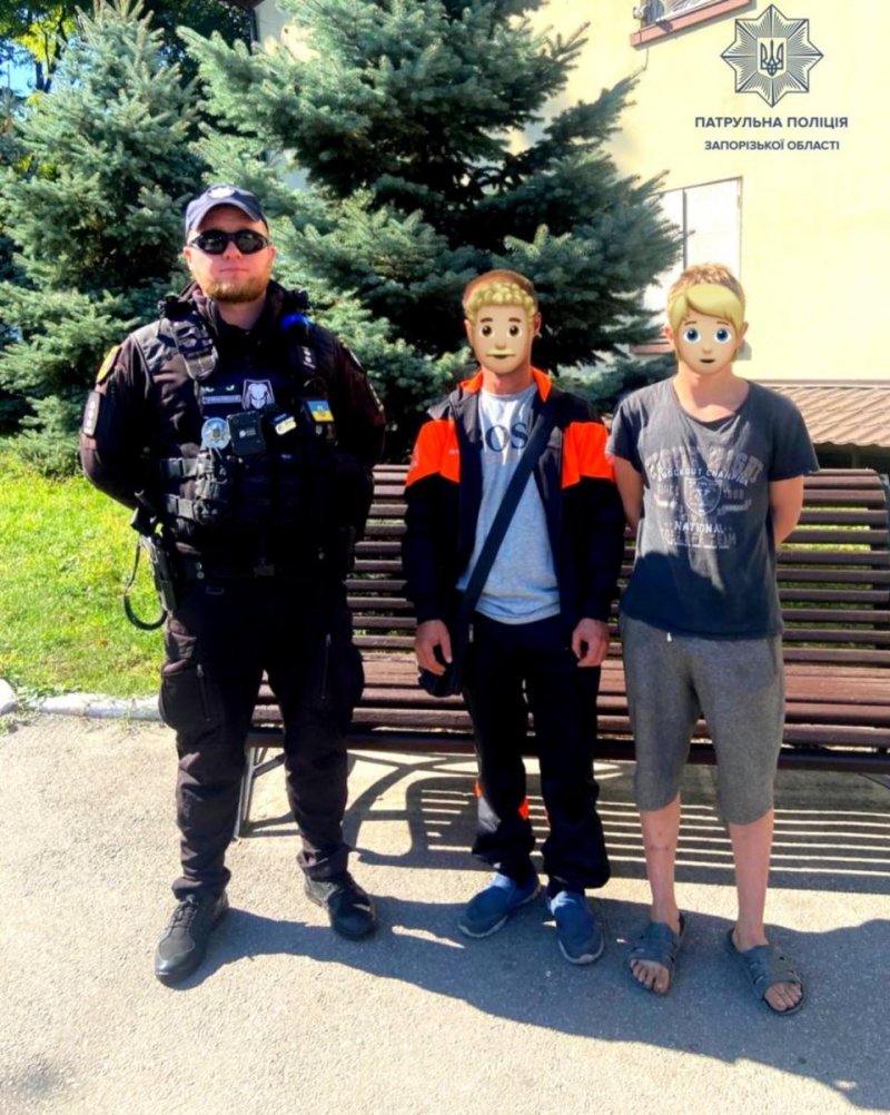       ,    