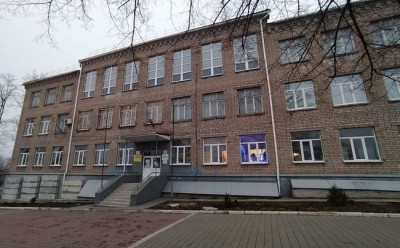  ó 77