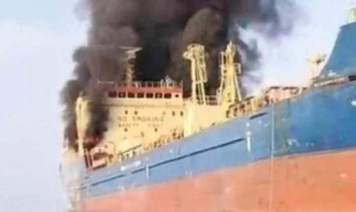 ³éíà çà íàôòó â ðîçïàë³: ²ðàí ìàñîâàíî àòàêóâàâ òàíêåðè òà ðîäîâèùà â Ïåðñüê³é çàòîö³ ³éíà çà íàôòó â ðîçïàë³: ²ðàí ìàñîâàíî àòàêóâàâ òàíêåðè òà ðîäîâèùà â Ïåðñüê³é çàòîö³