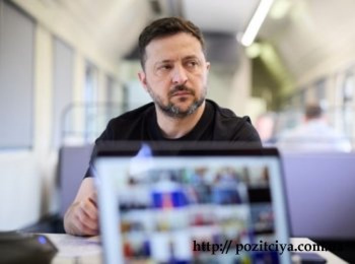 Зеленський анонсував розробку нової комплексної економічної стратегії України Зеленський анонсував розробку нової комплексної економічної стратегії України