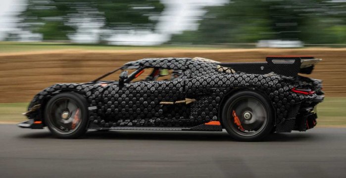 LEGO �������� ������������� Koenigsegg � ���������� ������� ������ ��������