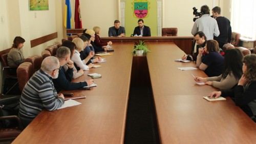 Городская власть заботится о создании всех необходимых условий, чтобы дети занимались творчеством