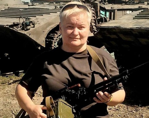 Запорожский волонтер заключила контракт с вооруженными силами