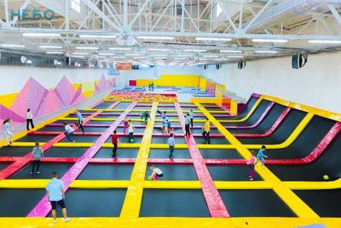   Fly Park   