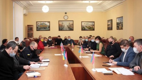 Руководители профильных служб доложили секретарю городского совета Анатолию Куртеву о ходе ликвидации последствий взрыва в доме
