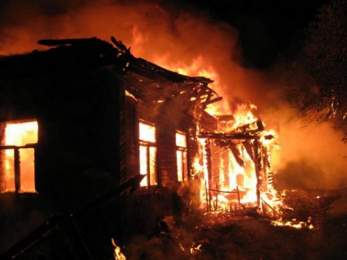 В Запорожье из-за пожара сильно пострадала 76-летняя женщина