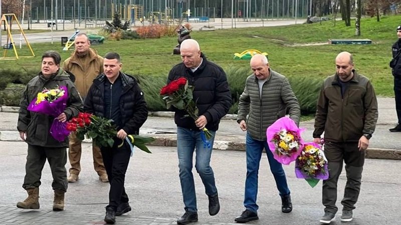   ó       