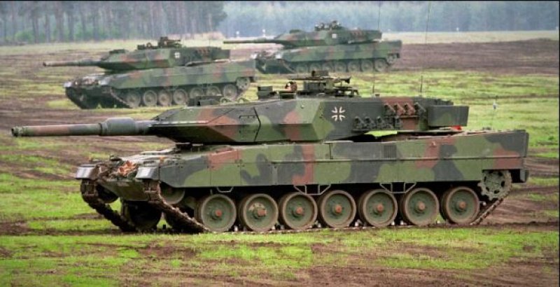      ͳ  Leopard 2