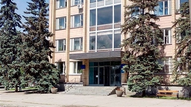 Комунальники наводять лад в Олександрівському районі Запоріжжя