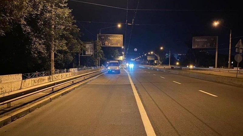 � ������� ����� ������ ���� � ��������� �������