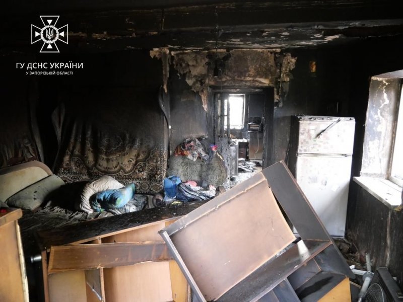 Під час пожежі у будинку загинула запоріжанка з дитиною