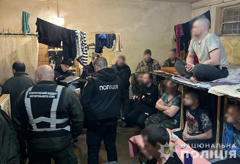 � ������� ��������� ������ ������������������ �� 100 ����� �������