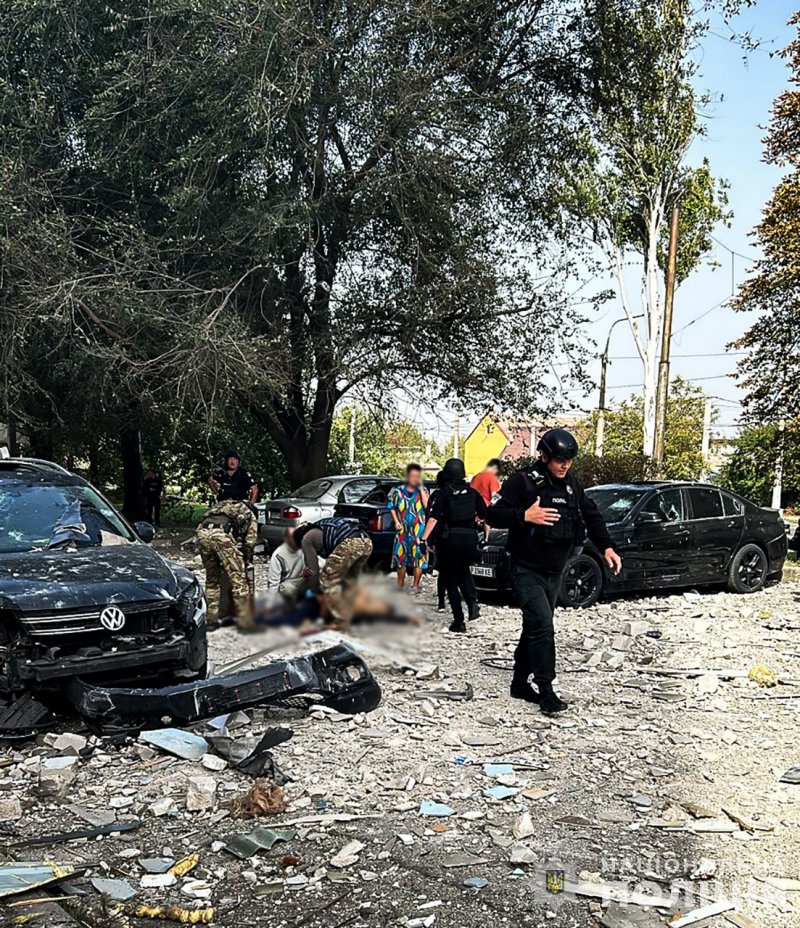 ������� ����� �������� ���� � ����������� �������: �������� �������, � ���� ������ �������� ������, ����������� ��� ��������. ²���