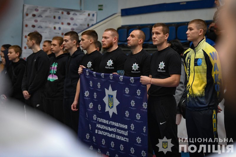 �������� ��������� ����� ������ � ���������, ����������� ����� �������� �����. ����