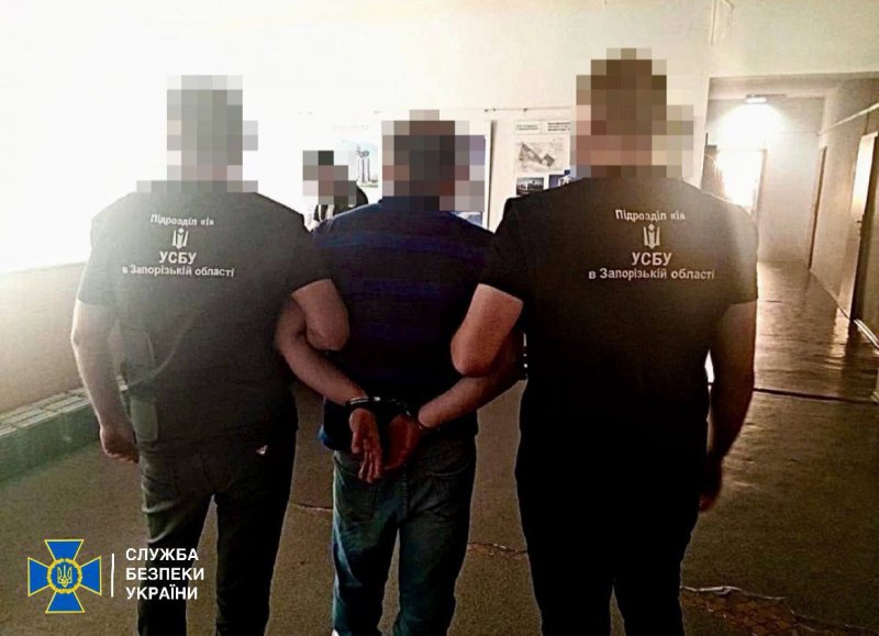 Від 2 000 до 3 000 доларів: як посадовці у Запоріжжі продавали дозволи на роботу торгівельних точок