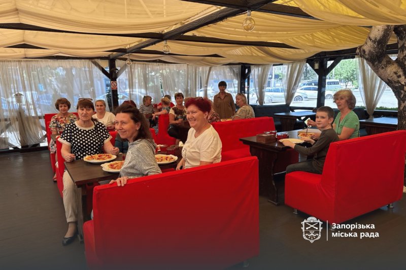 Бібліотеки Запоріжжя запрошують на заходи людей старшого віку
