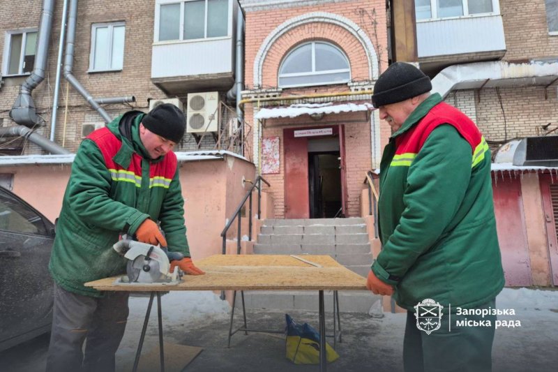 "�������" ���� � 4 ��������.