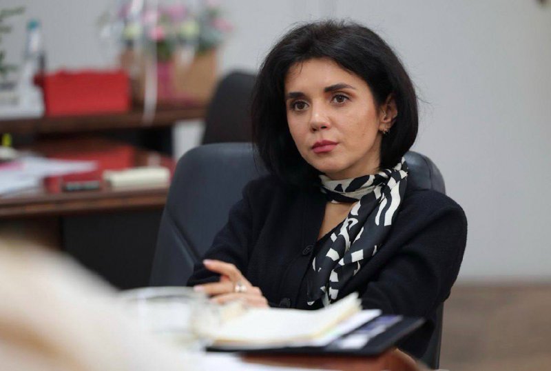 �������� �������� ����� ����