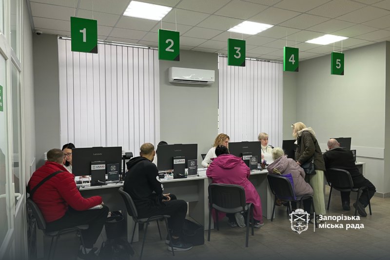 2700 ������ �� �������