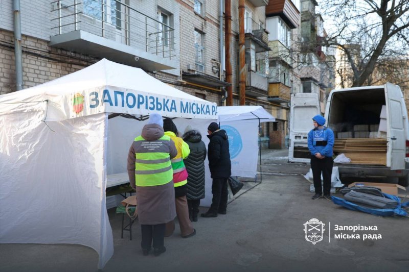 ������������� ����� 100 �����