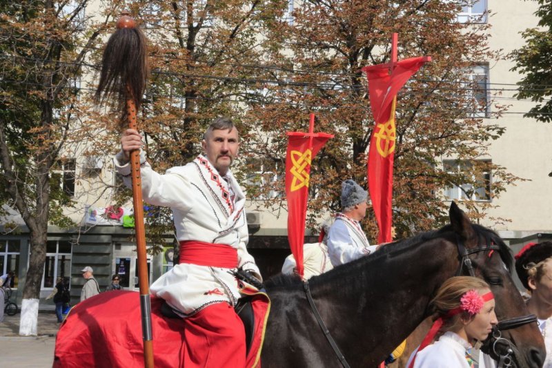 ������� ĳ����: �������� �������� � ���� ���� � ������ ����������, ���� ������ ��������� ������������