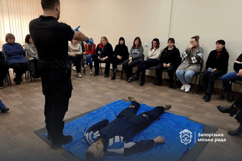 ����� �������� �����