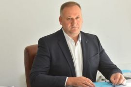 «Чергове дно»: поновлений на посаді в мерії Запоріжжя Анатолій Васюк показав нове робоче місце. ФОТО