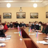 Руководители профильных служб доложили секретарю городского совета Анатолию Куртеву о ходе ликвидации последствий взрыва в доме