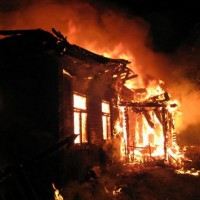 В Запорожье из-за пожара сильно пострадала 76-летняя женщина